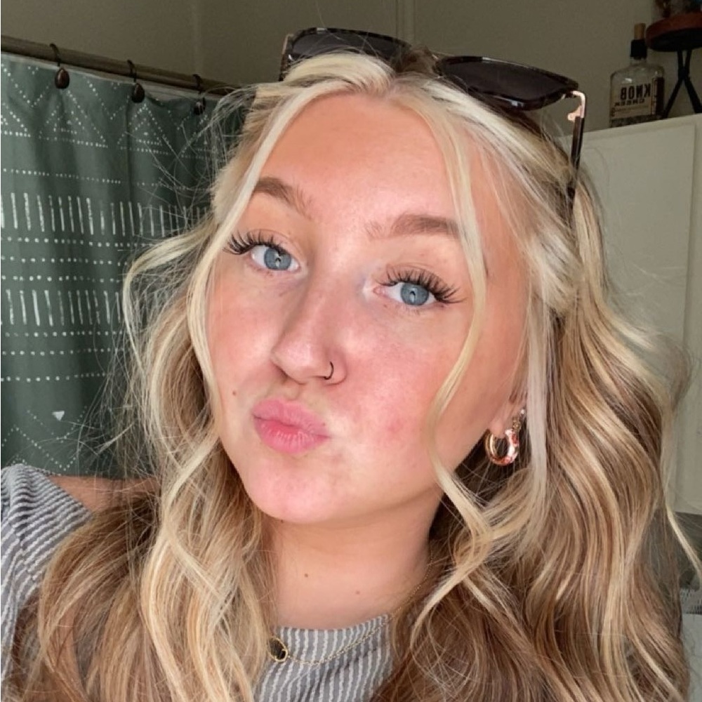 Meet your Posher, Shelby
